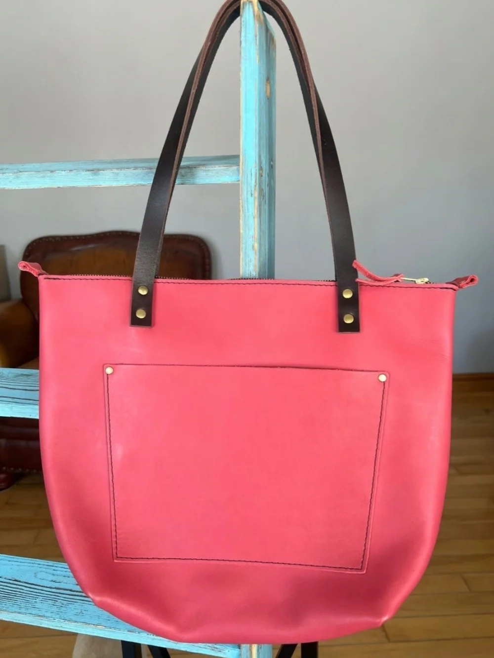 Tulip Portland Leather Medium Zip Tote Bag with Dark Brown (Grizzly) Straps